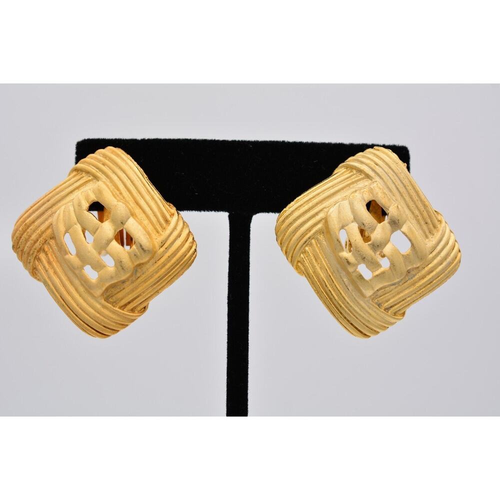Vintage Square Clip On Earrings Weaved Brushed Gold Matte Chunky NOS 1980s BinAY